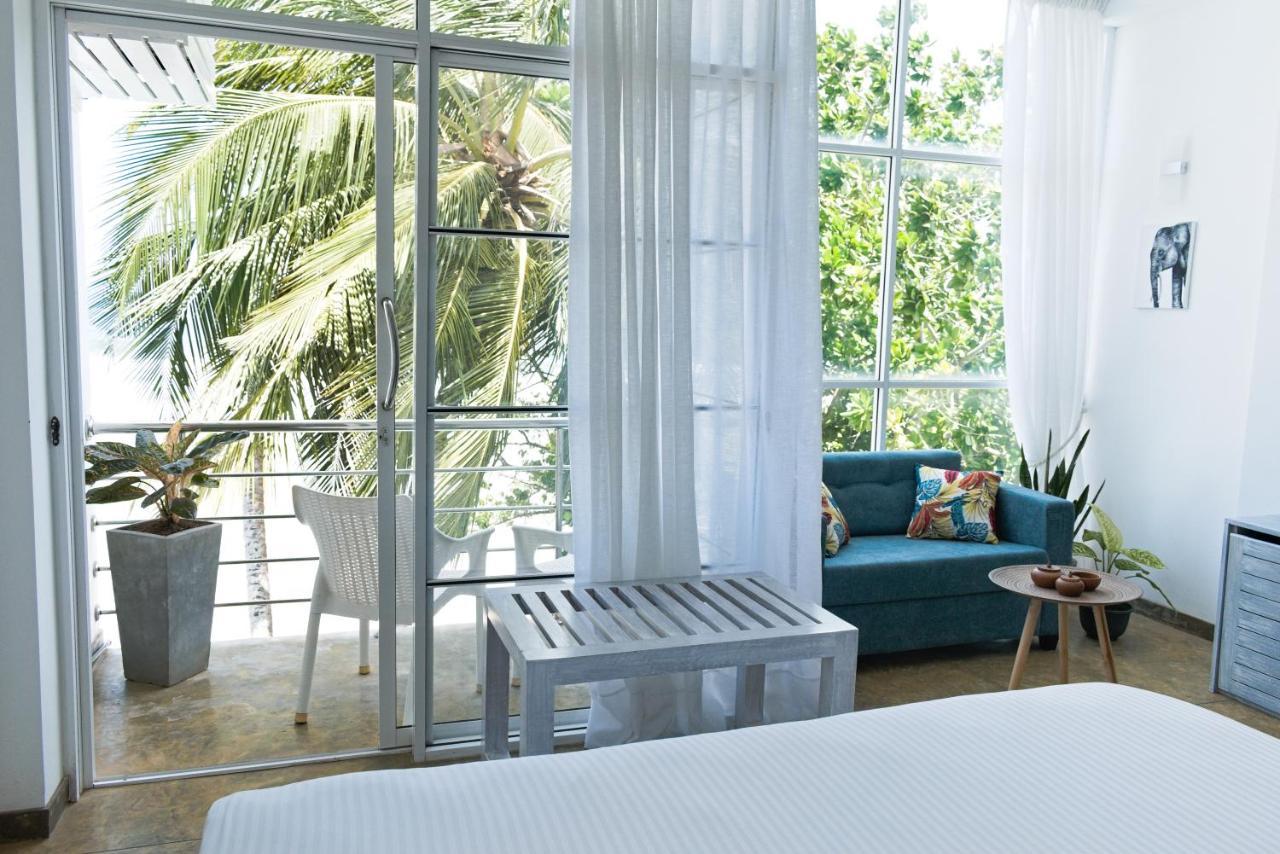 Smeralda Beach Hotel Dikwella エクステリア 写真