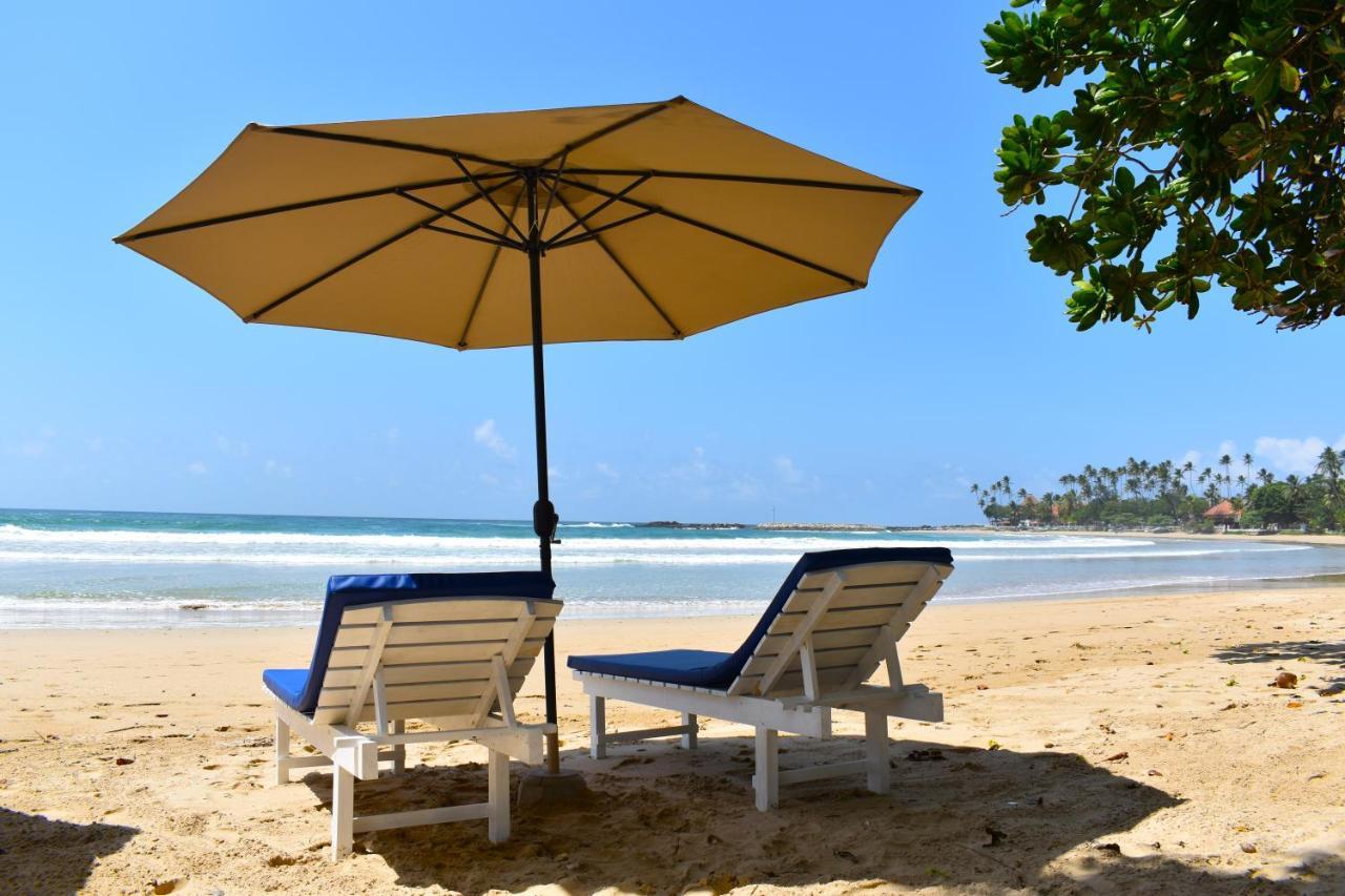Smeralda Beach Hotel Dikwella エクステリア 写真