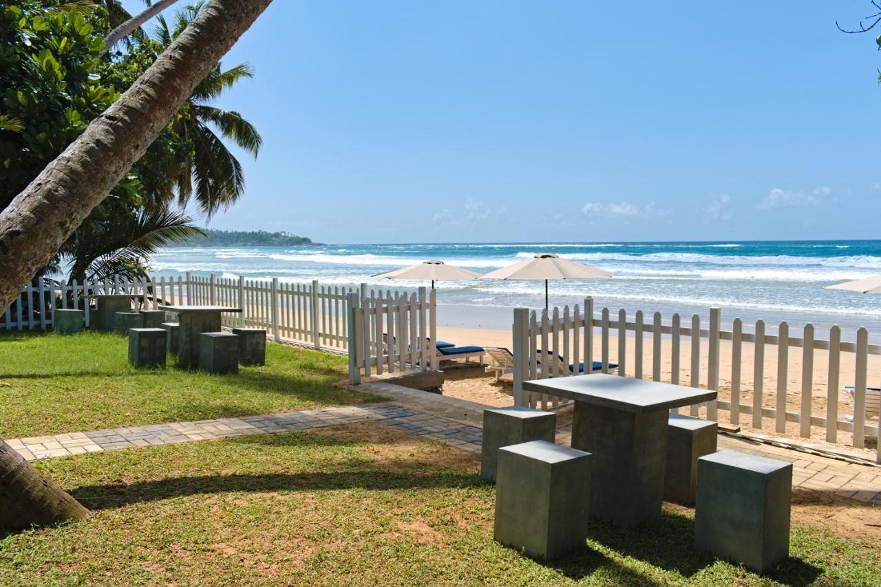 Smeralda Beach Hotel Dikwella エクステリア 写真