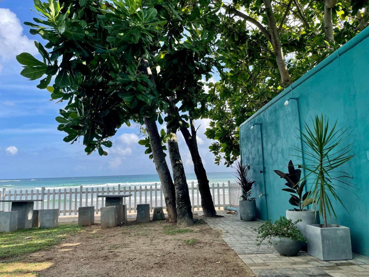 Smeralda Beach Hotel Dikwella エクステリア 写真