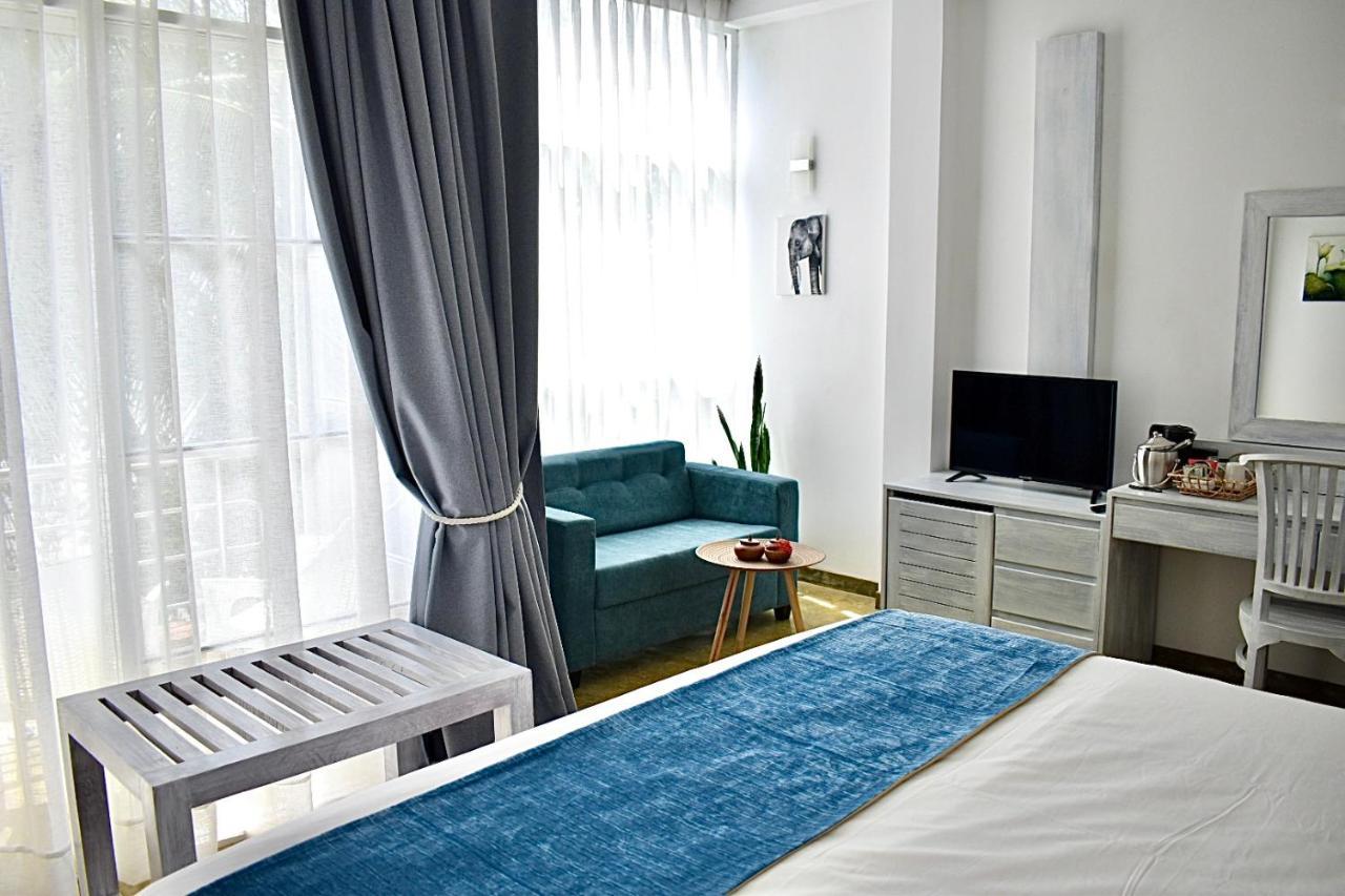 Smeralda Beach Hotel Dikwella エクステリア 写真
