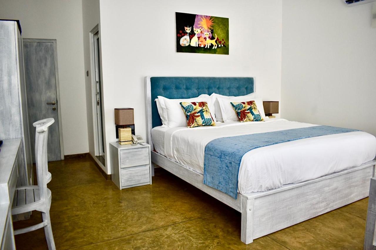 Smeralda Beach Hotel Dikwella エクステリア 写真